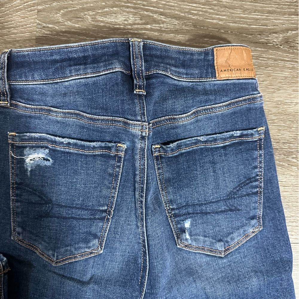American Eagle Outfitters Dark Blue Distressed Skinny Jeans - Picture 4 of 8